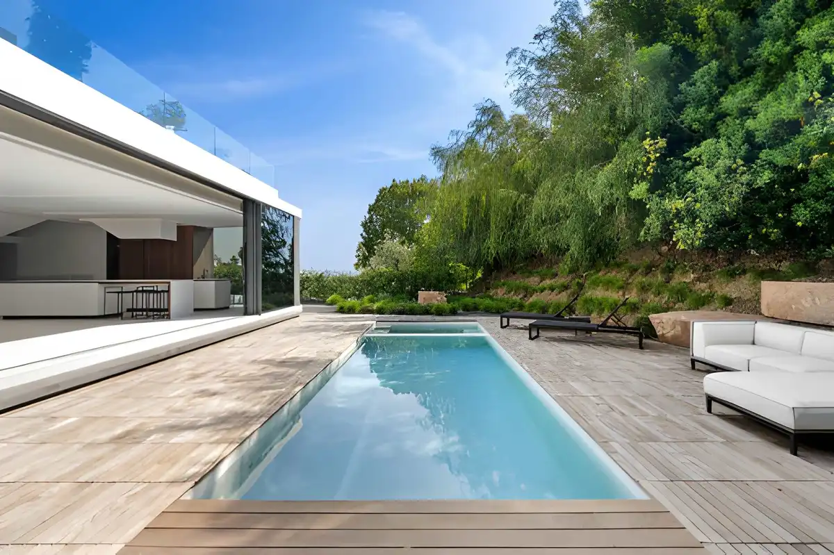 Garden Pool Sunloungers Deck